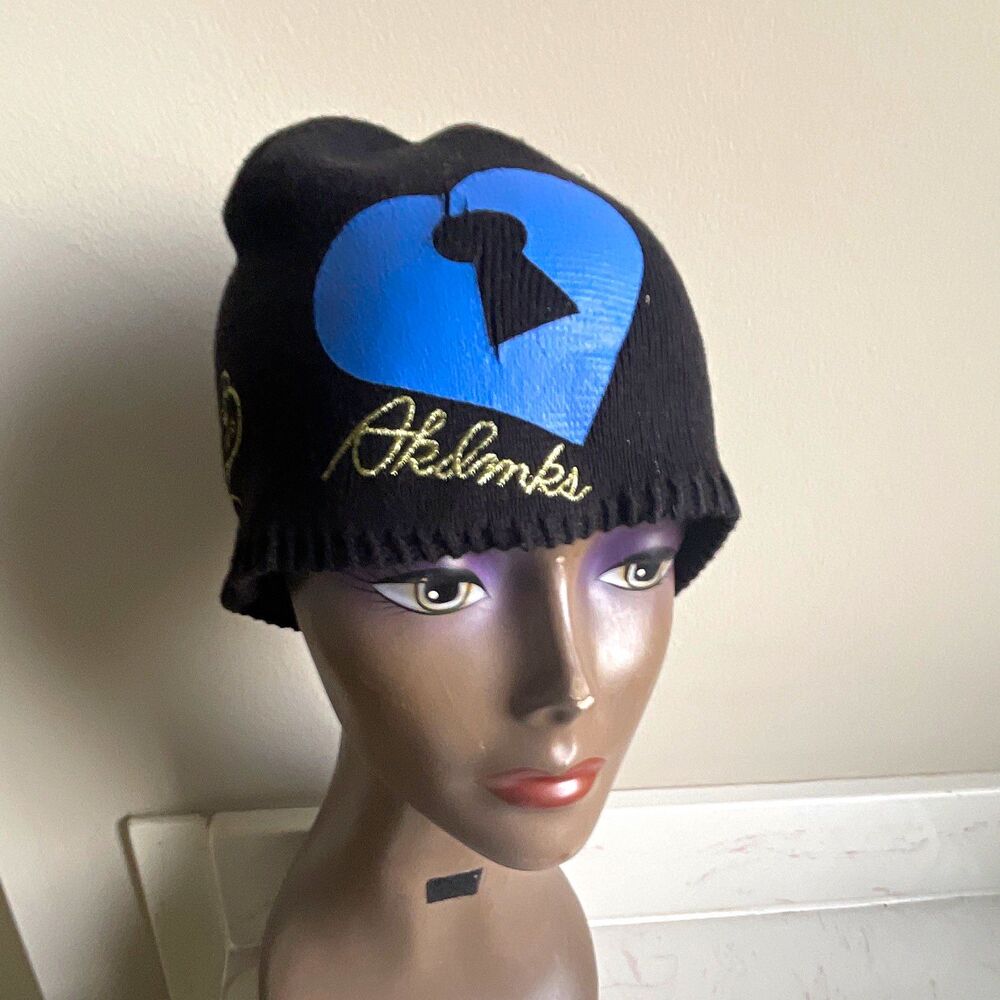 okdrinks Men's Black Beanie Hat Blue Heart Keyhole Graphic Love One Size